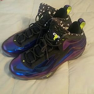 $220 Nike Chick posite CB Cave purple sz 11.5